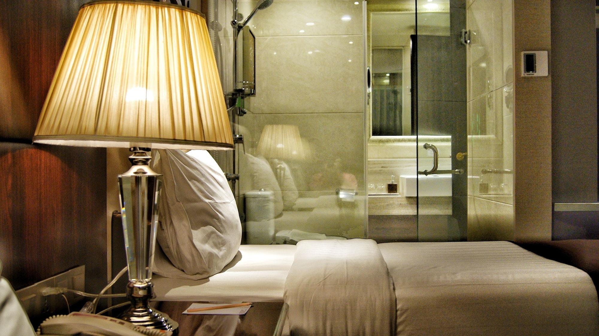 Belviu Hotel Bandung Exterior photo